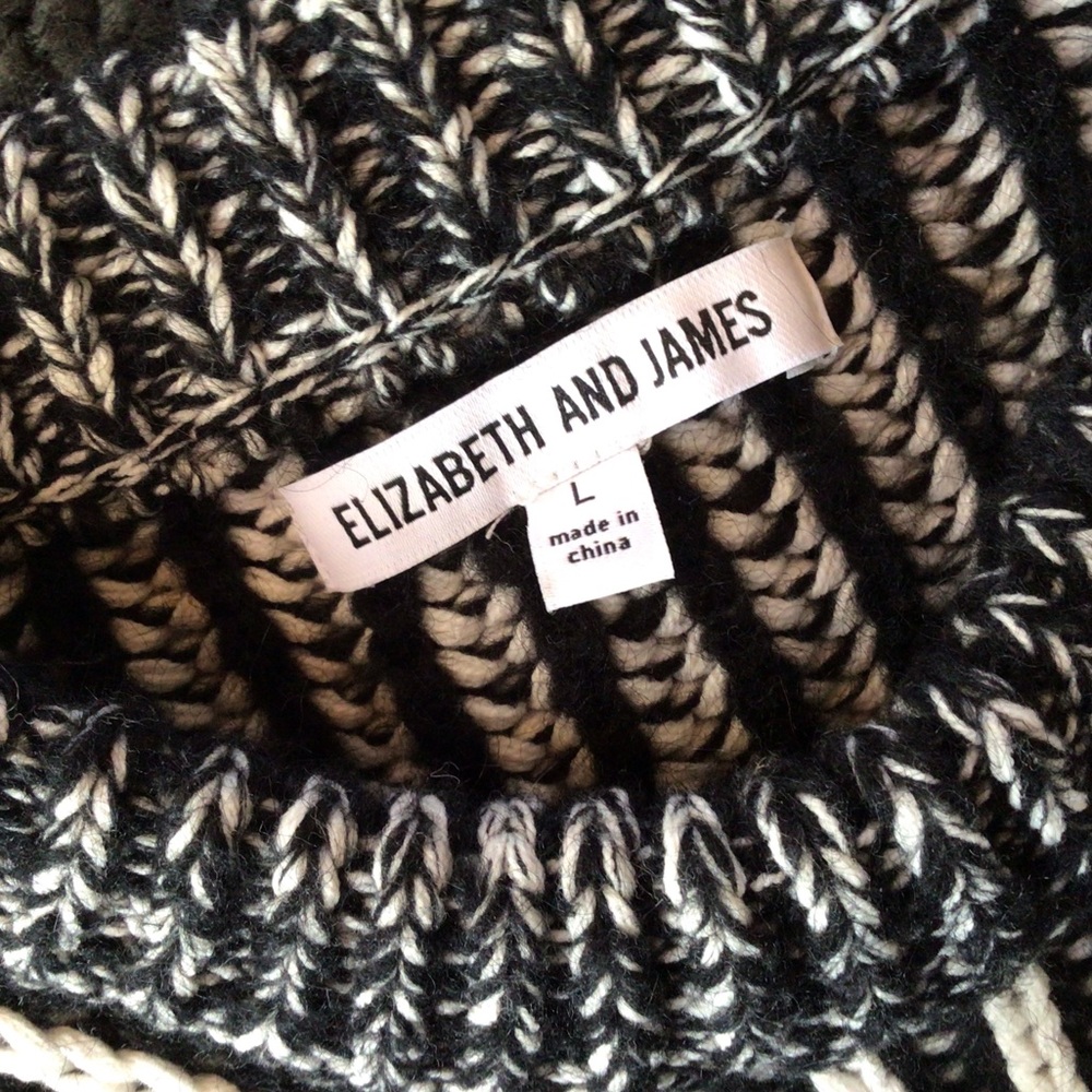 Elizabeth and James plaited crew neck Sweater, Size Large - Picture 3 of 8